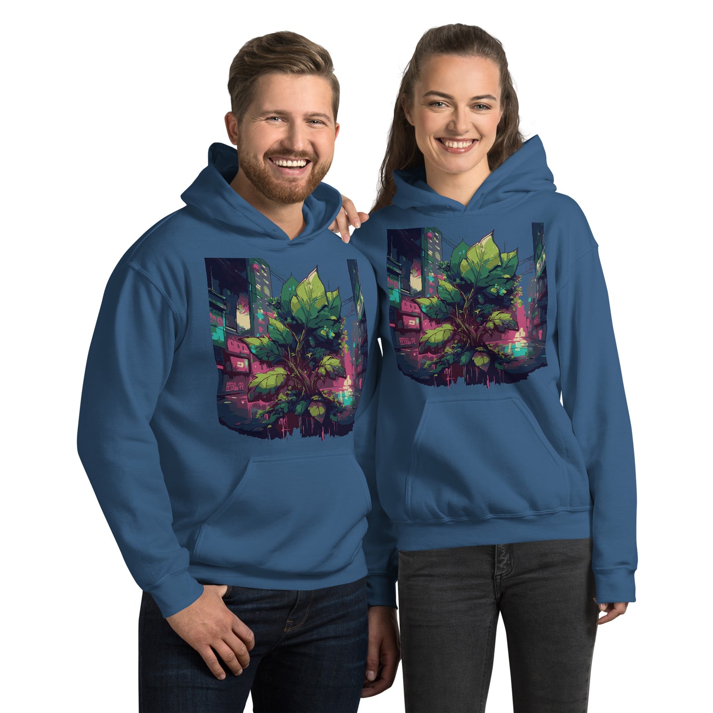 Paar aus Mann und Frau trägt einen Unisex-Kapuzenpullover mit Urban Roots Design | Farbe Indigoblau