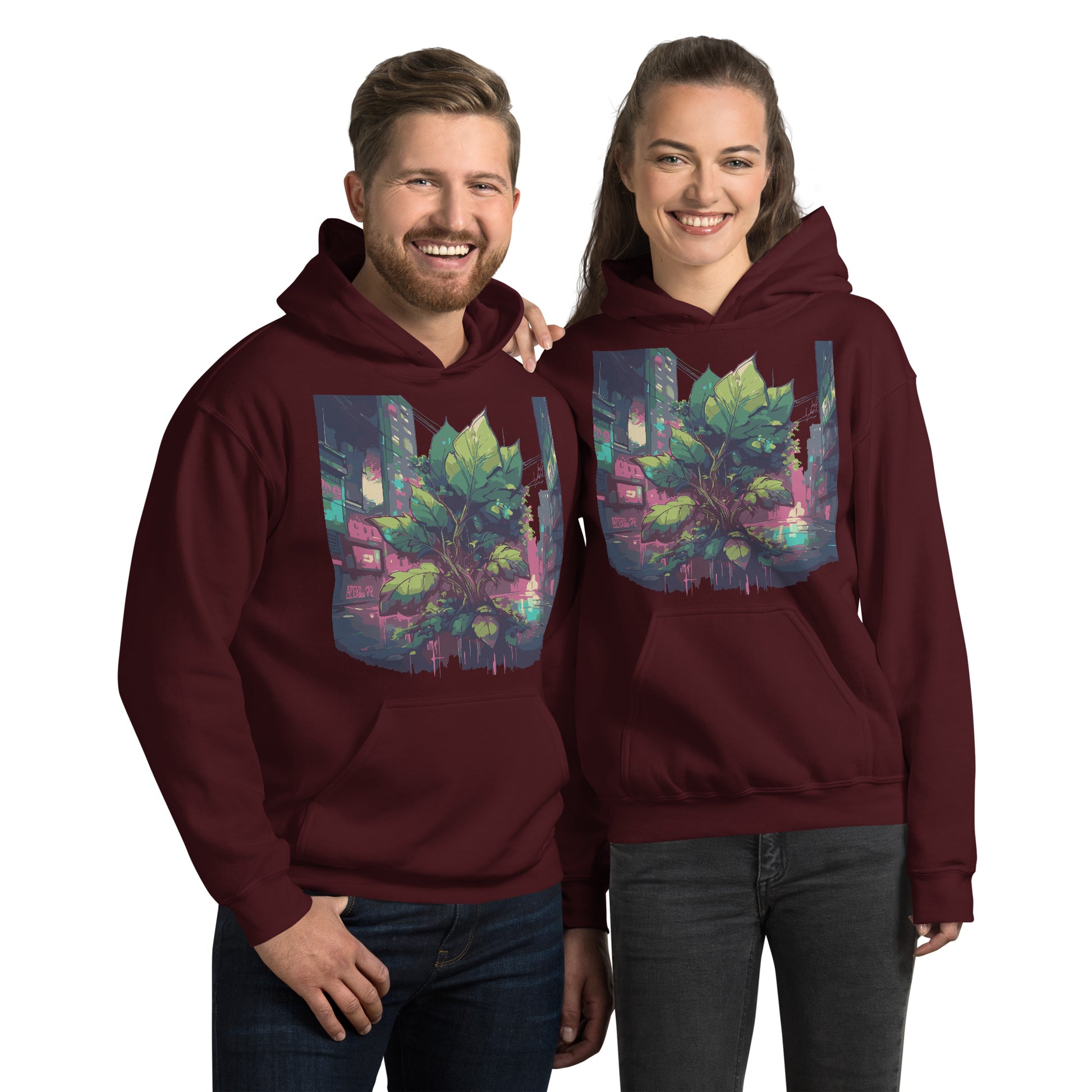 Mann und Frau tragen einen Unisex-Kapuzenpullover mit Urban Roots Design | Farbe Kastanienbraun